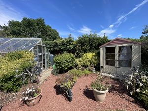 Beacon Way- click for photo gallery